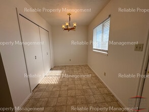 1387 Elizabeth Cir, Unit 2 in Idaho Falls, ID - Foto de edificio - Building Photo