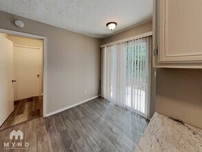 5531 Downs Way in Lithonia, GA - Building Photo - Building Photo