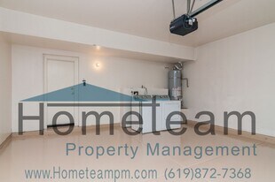 10922 Ivy Hill Dr in San Diego, CA - Building Photo