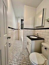 817 Eighth Avenue in Brooklyn, NY - Foto de edificio - Building Photo