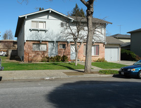 1227 Cortez Dr in Sunnyvale, CA - Building Photo - Building Photo