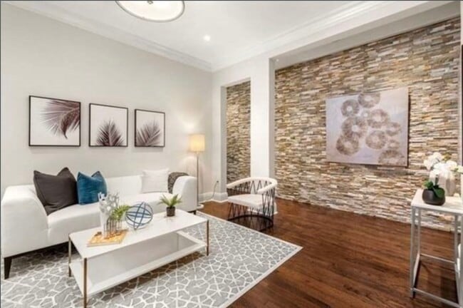 382 Commonwealth Ave in Boston, MA - Building Photo - Building Photo