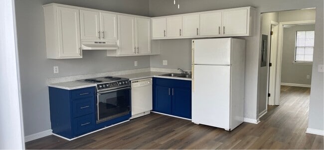 property at 1229 Continental Ct