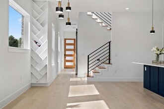 501 Burton St E in Manor, TX - Building Photo - Building Photo