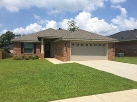 926 Tudor Ln in Mobile, AL - Building Photo