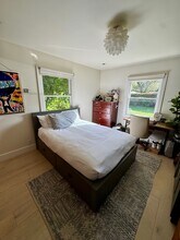 7759 St Helena Hwy in Napa, CA - Foto de edificio - Building Photo