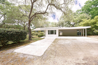 62 Meigs Dr in Shalimar, FL - Building Photo - Building Photo