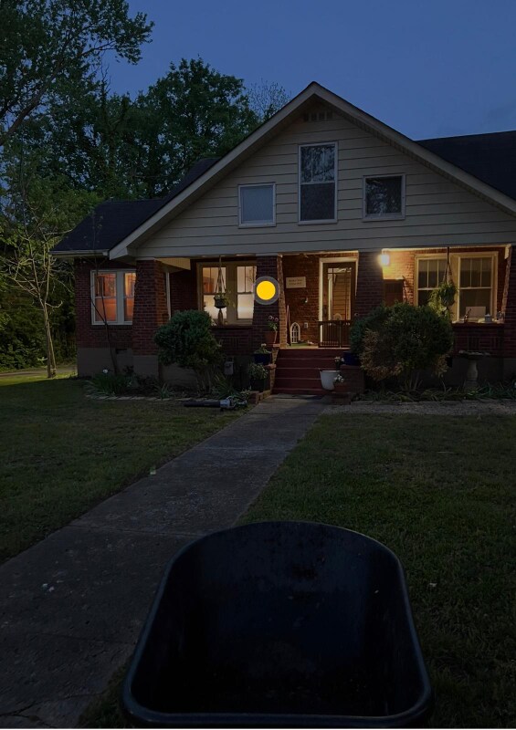 401 Englewood Rd in Madisonville, TN - Foto de edificio - Building Photo