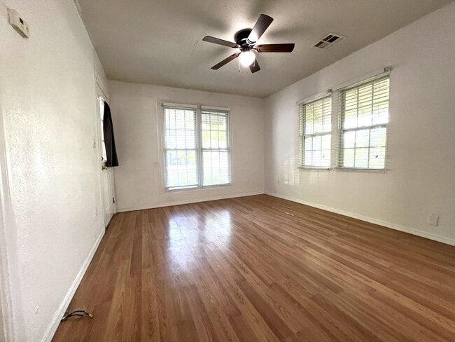 507 E Symmes St in Norman, OK - Building Photo - Building Photo