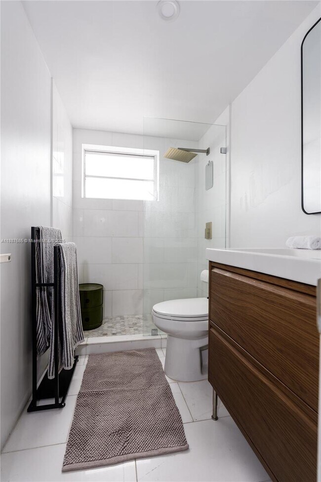 property at 525 Meridian Ave