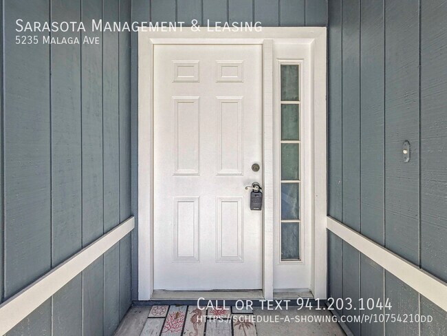 5235 Malaga Ave in Sarasota, FL - Building Photo - Building Photo