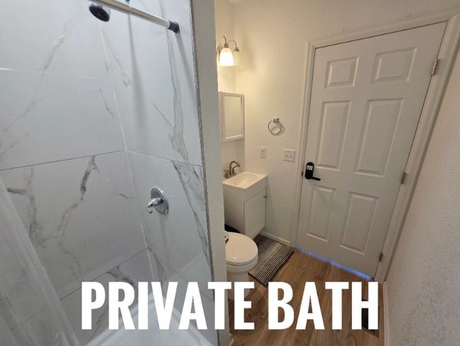 1805 Dewhirst Dr in Colorado Springs, CO - Building Photo - Building Photo