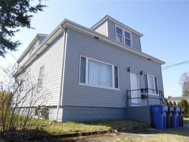 property at 5 Pomham St