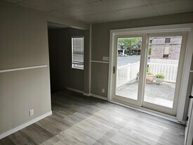 612 W Garrison St in Bethlehem, PA - Building Photo