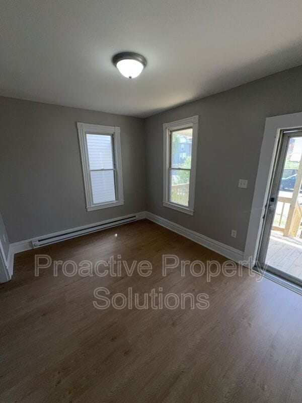 327-329 10th Ave in Scranton, PA - Building Photo - Building Photo