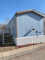 110 N Michigan St in Lawrence, KS - Building Photo