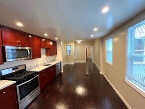 1337-1339 8th Ave, Unit 1339 in San Francisco, CA - Building Photo - Building Photo