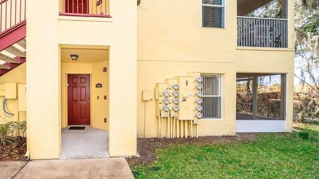 2740 Club Cortile Cir in Kissimmee, FL - Building Photo - Building Photo