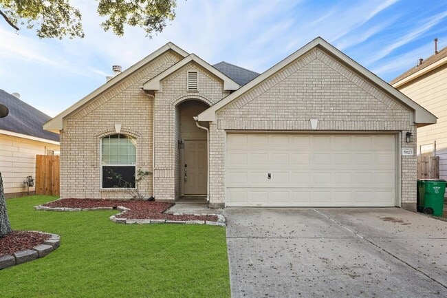 5823 Creektrace Ln