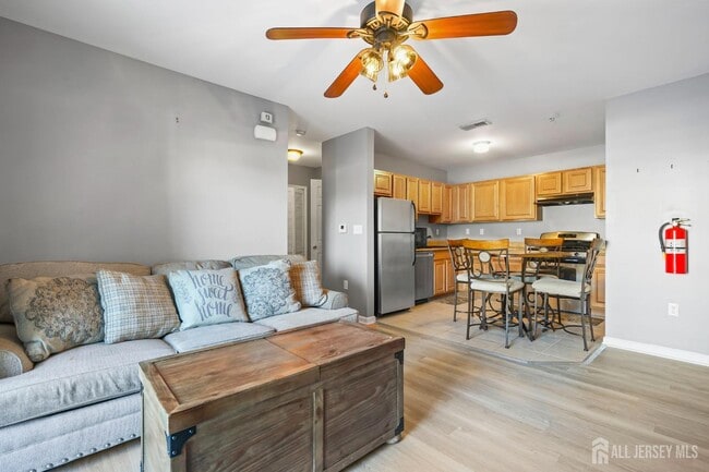 1228 Morning Glory Dr in Monroe Township, NJ - Building Photo - Building Photo