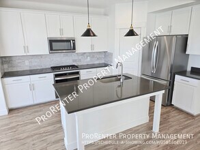 3111 S Edgewater Cv in Syracuse, UT - Building Photo - Building Photo