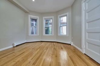 27 Ellery St, Unit 1 in Cambridge, MA - Foto de edificio - Building Photo