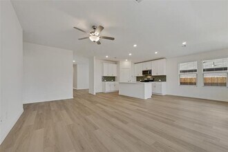 6624 Vly Lk Ln in Fort Worth, TX - Building Photo - Building Photo