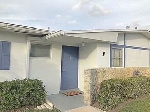 2625 Emory Dr W-Unit -F in West Palm Beach, FL - Building Photo - Building Photo