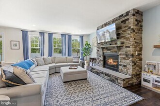 397 Pear Blossom Rd in Stafford, VA - Building Photo - Building Photo