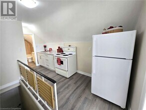 300 Balmoral Ave N in Hamilton, ON - Building Photo - Building Photo