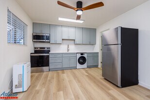555 S 10th St, Unit 11 in San Jose, CA - Building Photo