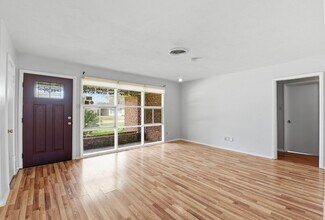 4929 Libbey Dr in Houston, TX - Building Photo - Building Photo