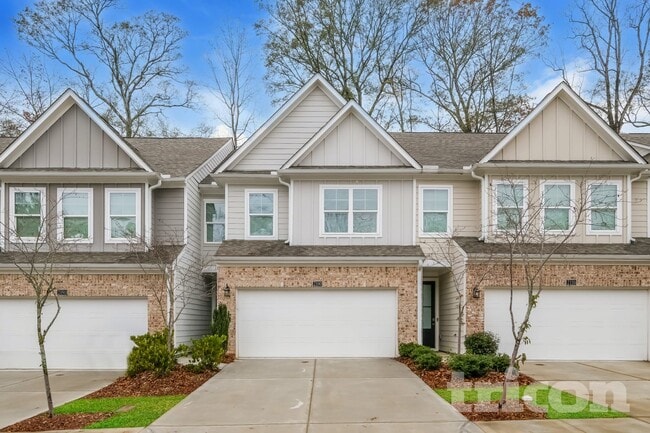 2100 Rosemary Park Ln