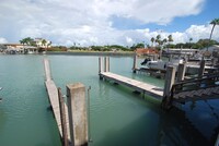 226 W Houston St in Port Isabel, TX - Foto de edificio - Building Photo