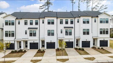 Abode Kerr Ridge in Raleigh, NC - Building Photo - Building Photo