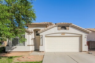 8234 W Pima St in Phoenix, AZ - Building Photo