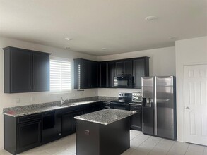 2228 Simmental Rd in Fort Worth, TX - Building Photo - Building Photo