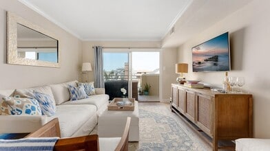 700 First Ave in Avalon, NJ - Building Photo - Building Photo