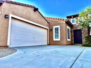 14841 W Desert Hills Dr in Surprise, AZ - Building Photo - Building Photo