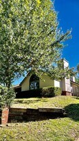 7422 E 65th Pl in Tulsa, OK - Building Photo