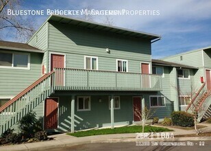 11200 SW Greenburg Rd, Unit 44 in Portland, OR - Building Photo - Building Photo