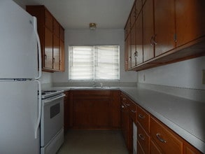 2504 15th St, Unit 4 in Rock Island, IL - Building Photo - Building Photo