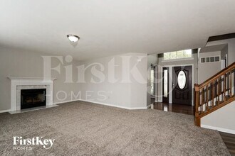 16425 Bayshore Cove Ct in Wildwood, MO - Building Photo - Building Photo