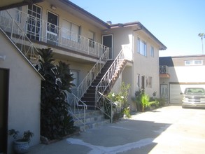 11855 Grevillea Ave in Hawthorne, CA - Building Photo - Building Photo