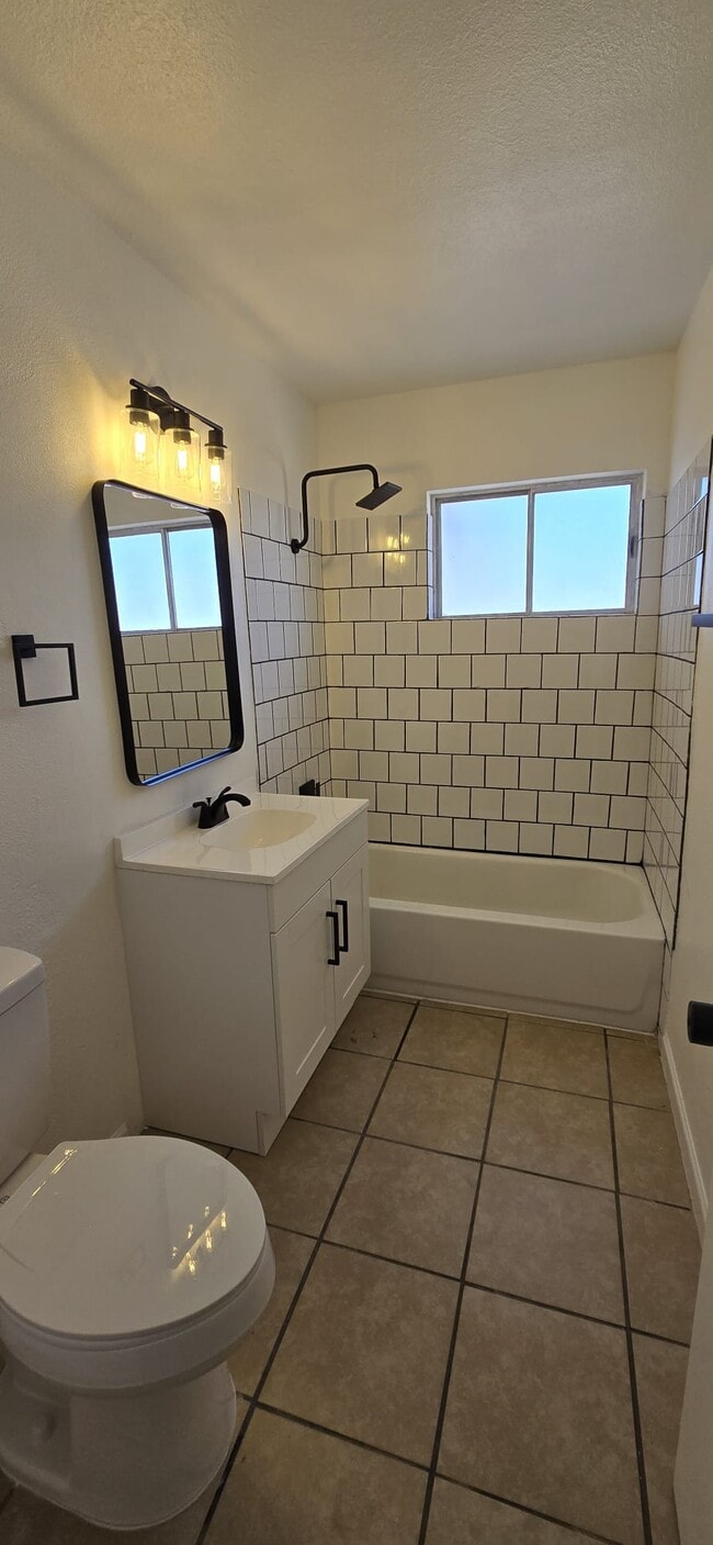 1302 E Morrison St in Yuma, AZ - Building Photo - Building Photo