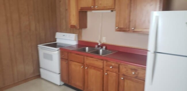 1105 W Main St, Unit 2nd floor in Collinsville, IL - Building Photo - Building Photo