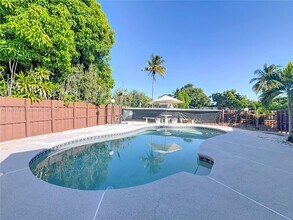 4161 NE 15th Terrace in Pompano Beach, FL - Building Photo - Building Photo