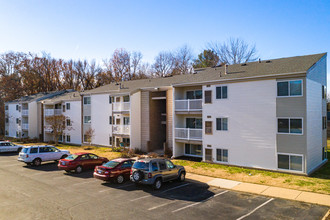 Wellington Woods in Fredericksburg, VA - Building Photo - Building Photo