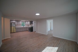 5057 Tillie Ln in Tallahassee, FL - Building Photo - Building Photo