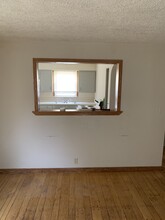 404 E Mulberry St, Unit 2nd floor in Bloomington, IL - Building Photo - Building Photo